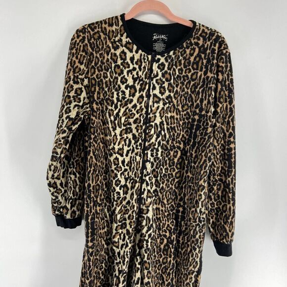 Nick and Nora Leopard Print Footie Pajama sleepwear outfit one piece women’s s - Picture 3 of 7